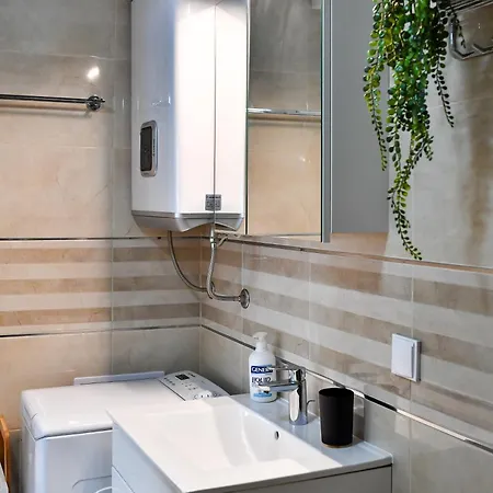 Val Διαμέρισμα *